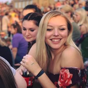 Meet your Posher, Maddie